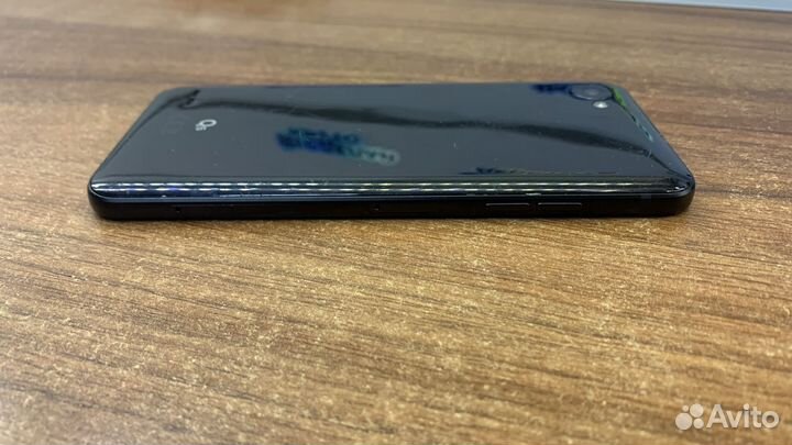 LG Q6 M700AN, 3/32 ГБ