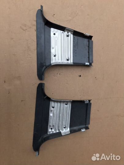 Обшивка средних стоек нижних Mercedes W210 (75)