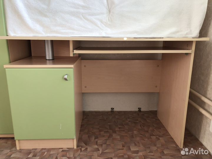 Комплект мебели компьютерный стол полка шкаф