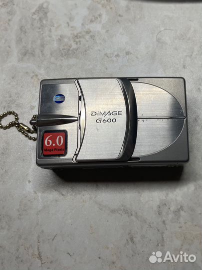 Фотоаппарат Dimage g600