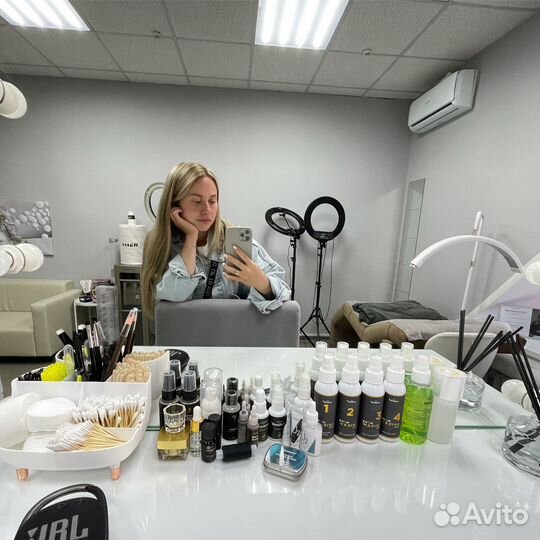 Обучение наращиванию ресниц