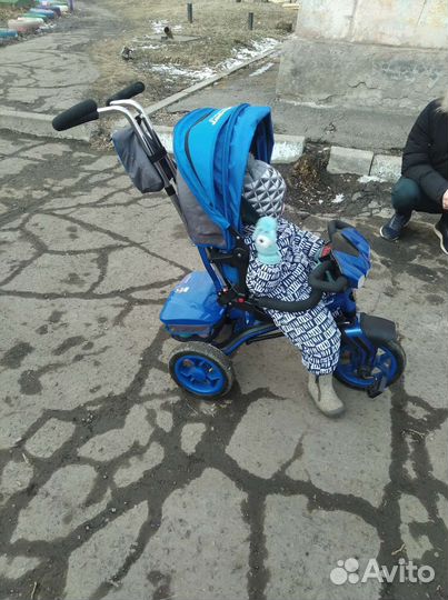 Детский трехколесный велосипед новый