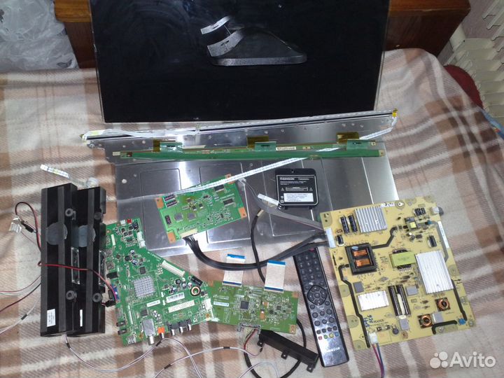 Thomson t50e80dhu, 32HR3230, Rolsen RL-42A700F3D