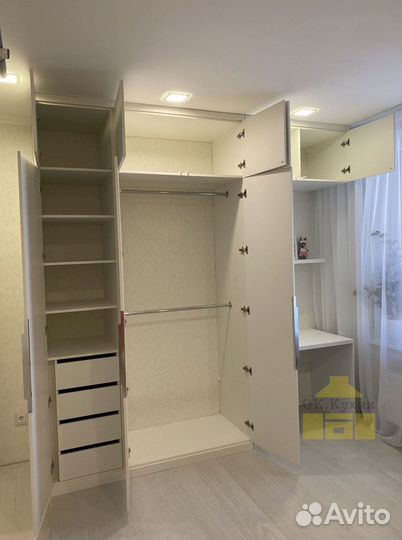 Шкаф навесной