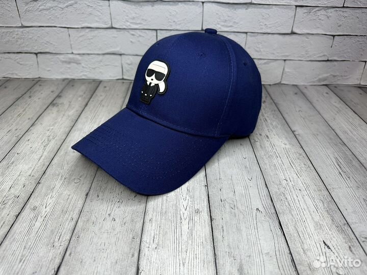 Karl lagerfeld бейсболка