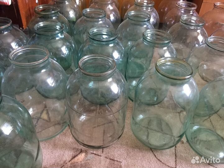 Банки стеклянные разного объема