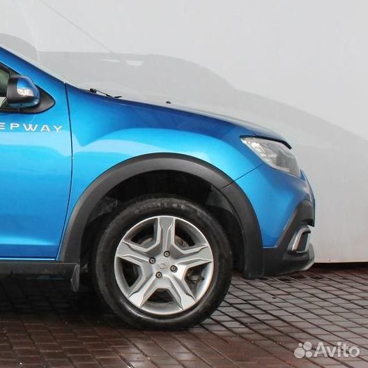 Крыло переднее правое в цвет Renault Sandero