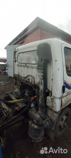 Hyundai hd 78. кабина