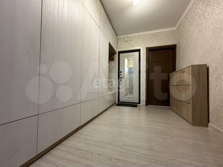 3-к. квартира, 80 м², 16/18 эт.