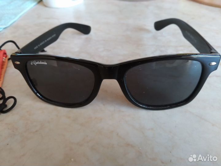 Очки солнцезащитные унисекс