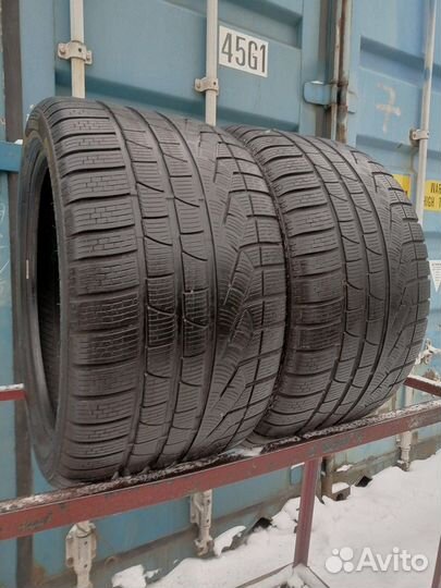 Pirelli Winter Sottozero II 295/35 R18