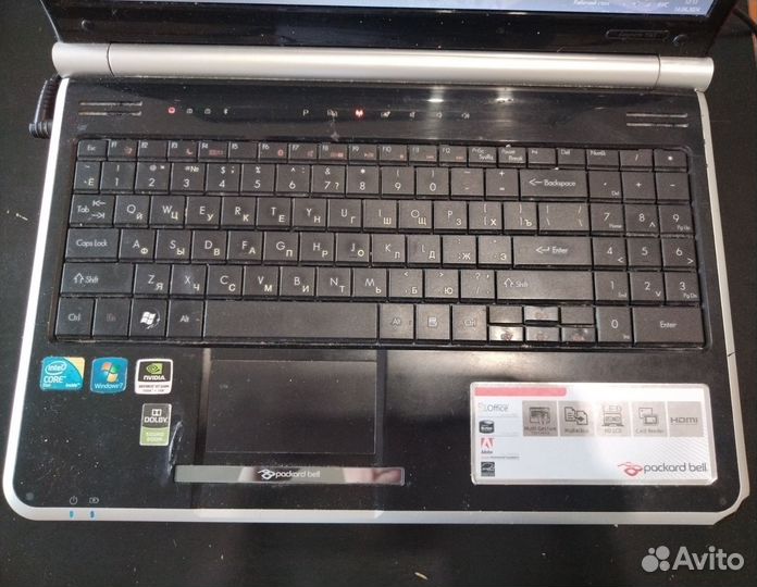 Ноутбук на запчасти работает