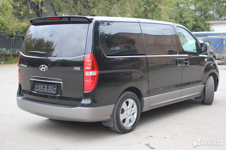 Hyundai Grand Starex 2.5 AT, 2015, 151 000 км