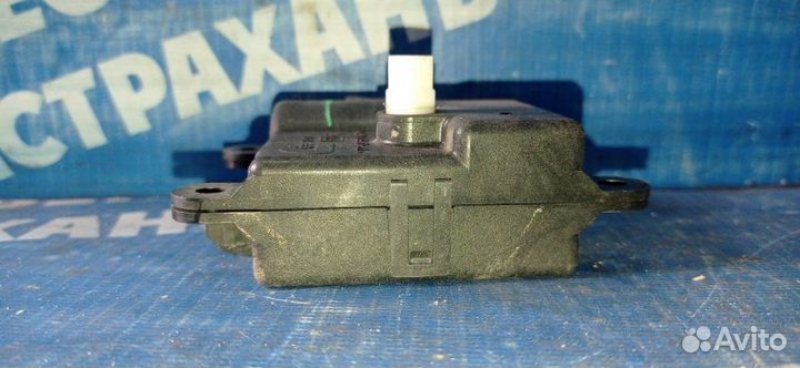 Моторчик заслонок отопителя Nissan Teana J32 седан