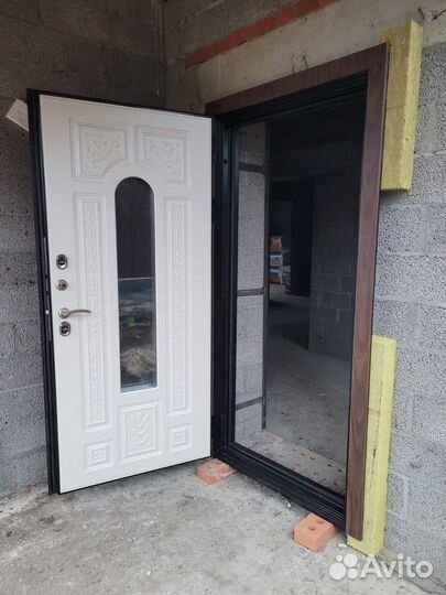 Двери входные металические
