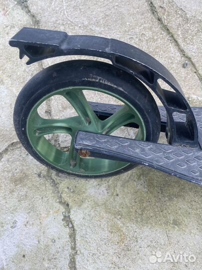 Самокат weelz rock 230 green