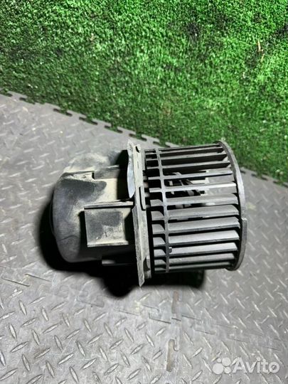 Моторчик печки Ford Transit 2.2 2008