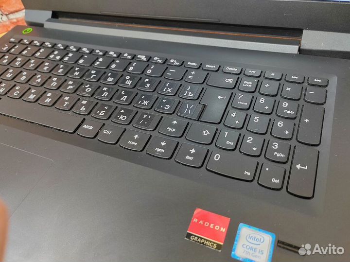 Игровой ноутбук Lenovo с процессором i5 и FHD;