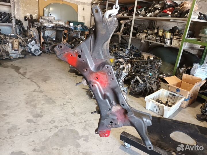 Передний подрамник балка подмоторная Lancer 9