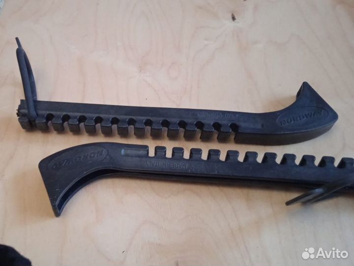 Коньки хоккейные