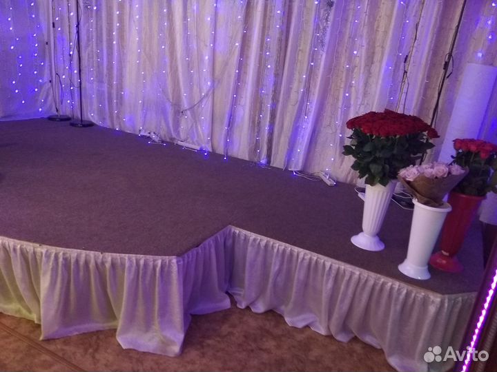 Сцена подиум