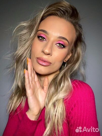 Визажист-бровист, оформление бровей, макияж