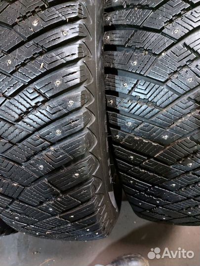 Goodyear UltraGrip Ice Arctic SUV 225/65 R17 102T