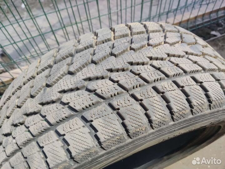 Toyo Tranpath S/U 235/55 R18