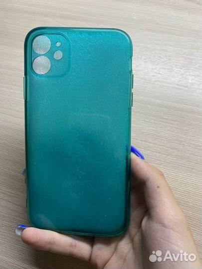 Чехлы на iPhone 11