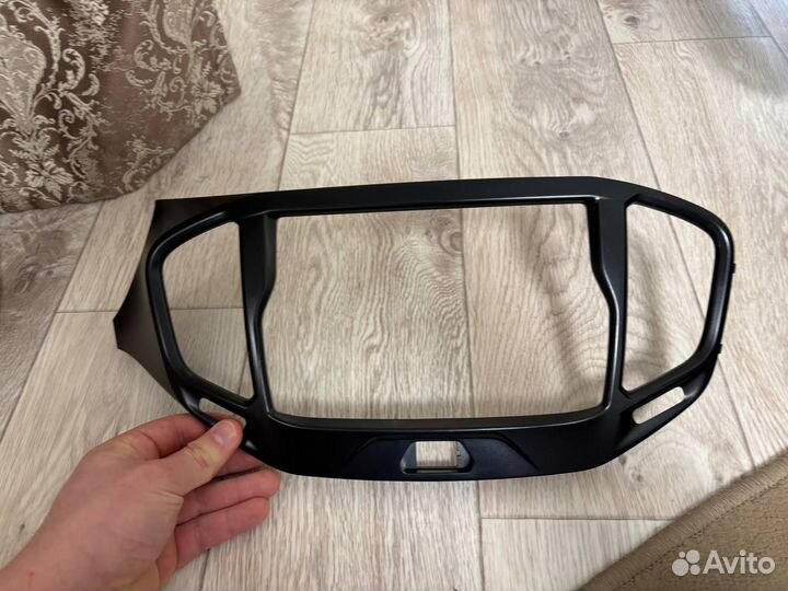 Штатная магнитола LADA Vesta