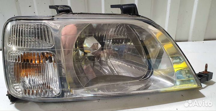 Фара правая с электрокорректором Honda C-RV 1