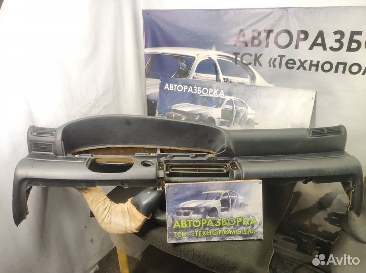 Торпедо Audi 100 C4