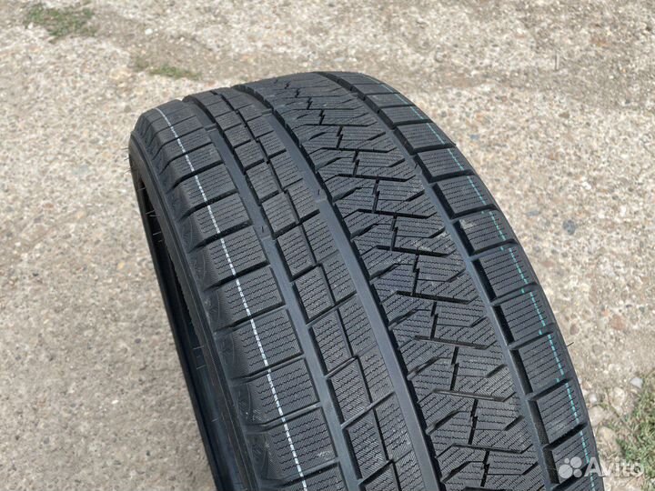 Triangle PL02 235/35 R19 91W