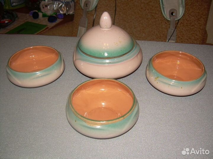 Набор посуды из глины