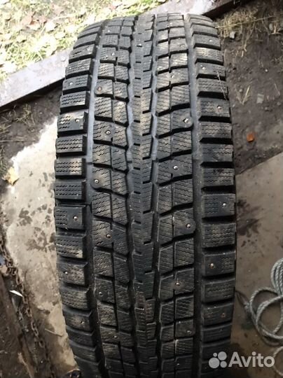 Dunlop SP Winter Ice 01 265/65 R17 112T