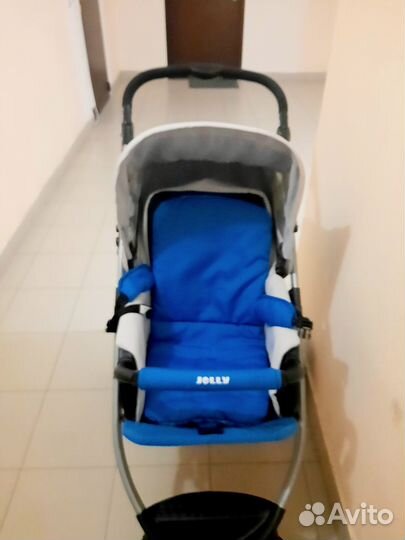 Продам прогулочную коляску
