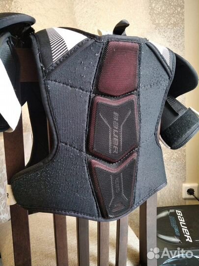 Нагрудник хоккейный