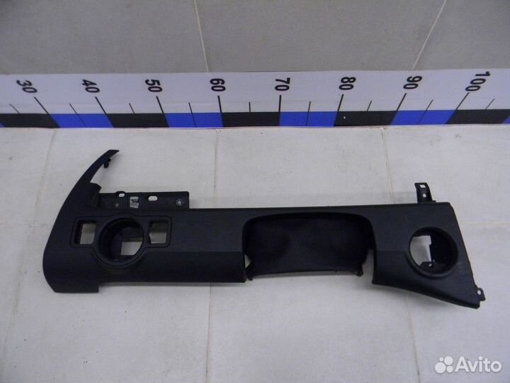 Накладка (кузов внутри) Passat B6 2005-2010