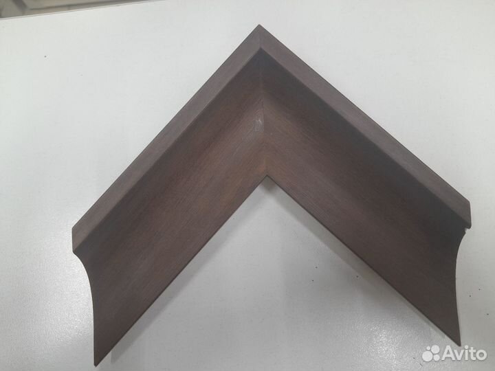 Багет для зеркал и картин