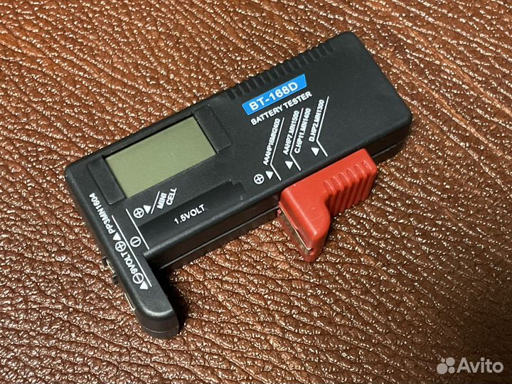 Цифровой тестер батарей