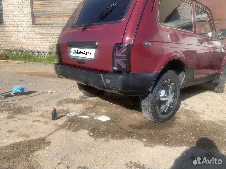 LADA 4x4 (Нива) 1.7 МТ, 2002, 85 000 км