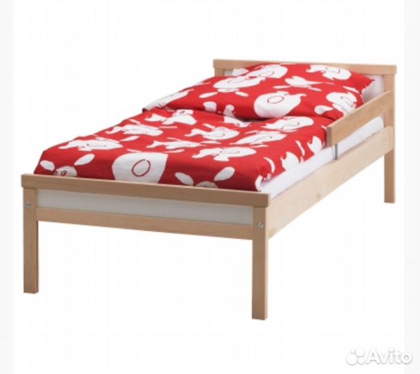 Детская кровать с бортиком и матрасом