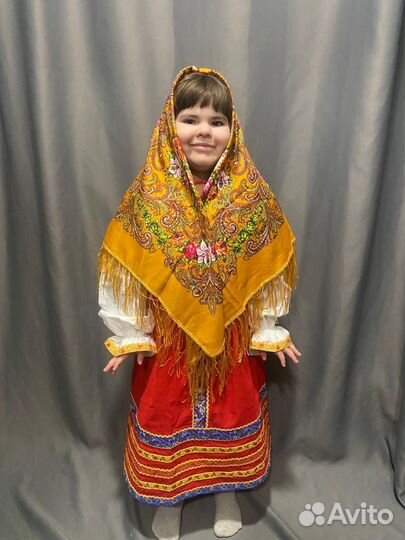 Русский народный платок желтый