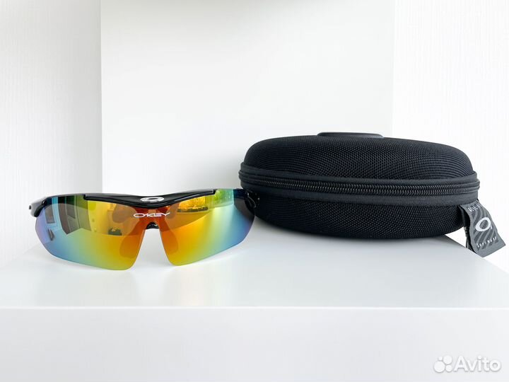 Очки Oakley