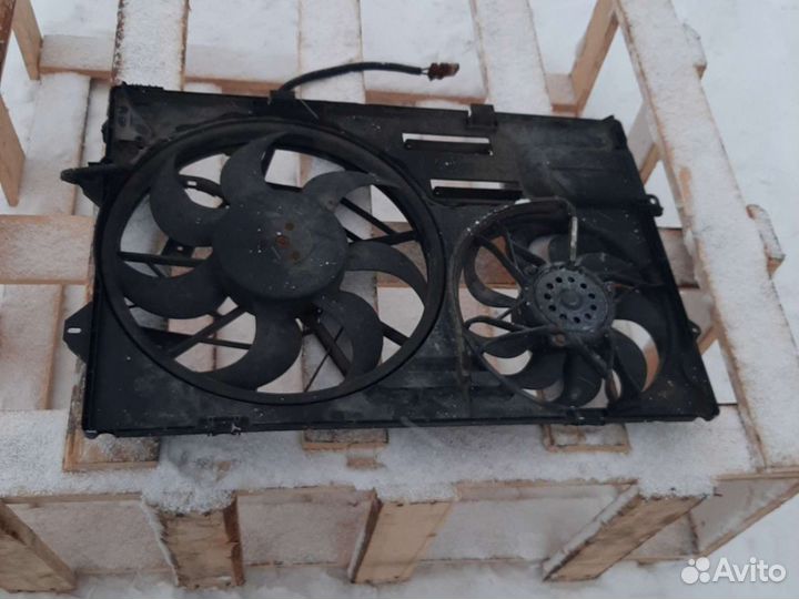 Вентилятор радиатора Фольксваген Т5 T5