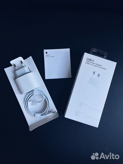 Зарядка для iPhone 20w с проводом Новая