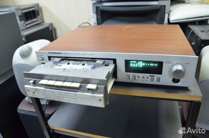 Радиотехника магнитофон-приставка М-201 стерео