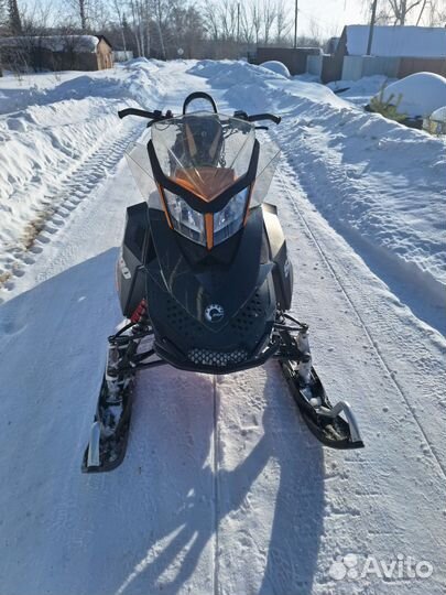 Снегоход BRP Ski-doo Summit sport 154 800R