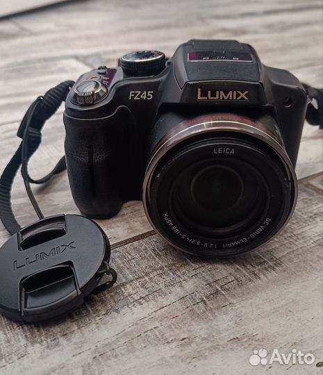 Цифровой фотоаппаратPanasonic Lumix DMC-FZ45