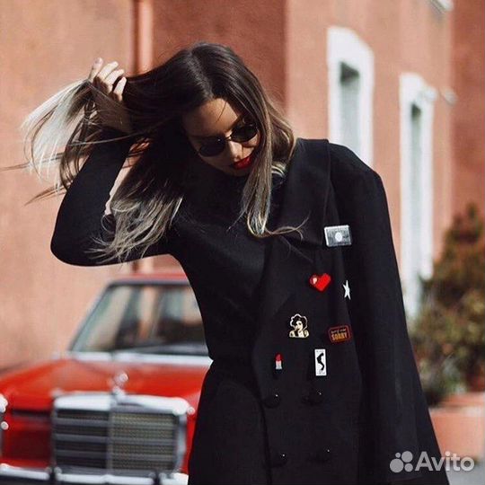 Деревянные значки znaki